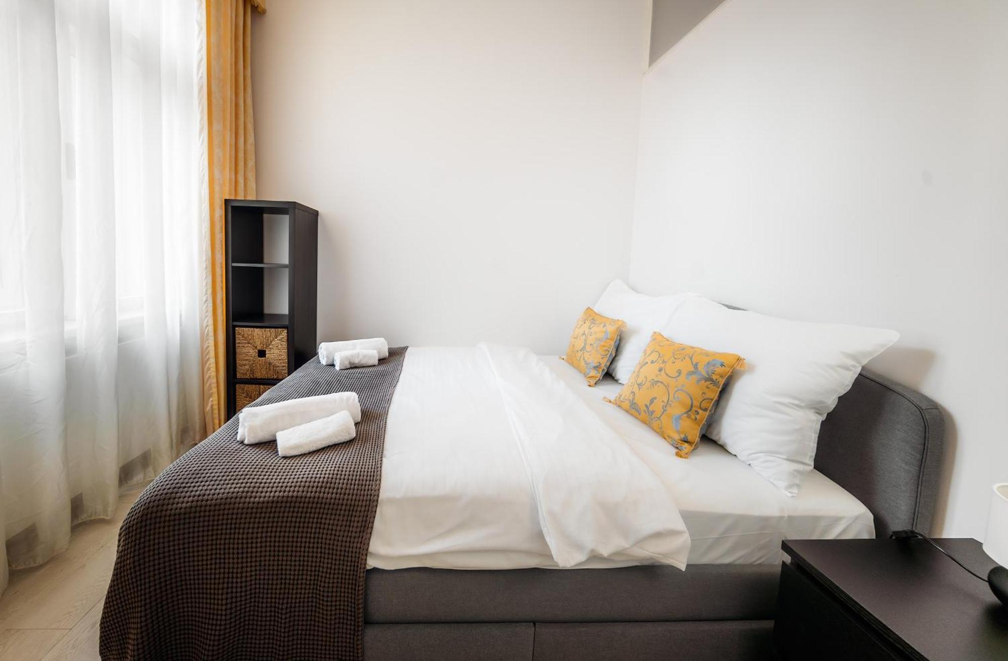 Centrum Apartments Pstrossova Prague Luaran gambar